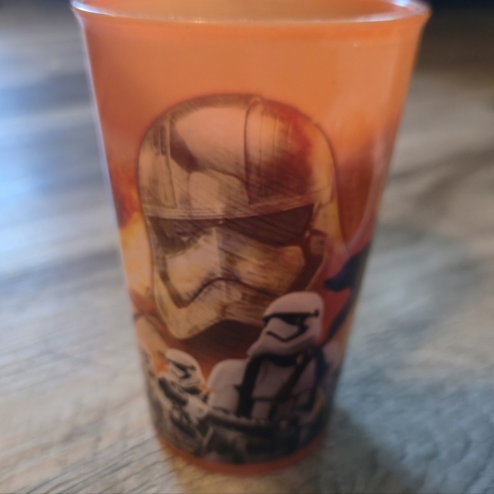 Star Wars Force Awakens Kids Trudeau Dinnerware Set Bowl & Cup R2D2 BB-8 Kylo - Picture 4 of 6